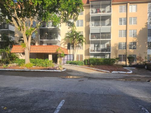 311-4160 Inverrary Dr, Lauderhill, FL, 33319-4524 | Card Image