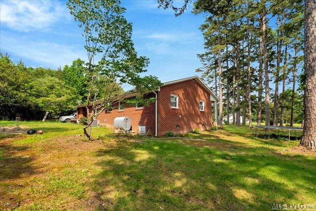 21181 Highway Forty Nine, House other with 3 bedrooms, 1 bathrooms and null parking in Skipwith VA | Image 4