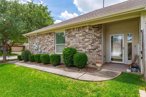 1201 N Riviera Cir, Pearland, TX, 77581-5341 | Card Image