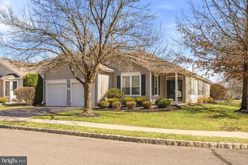 31 Harrington Dr, Columbus, NJ, 08022-2368 | Card Image