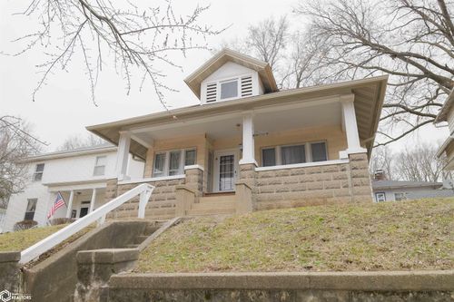 24 Sunnyside Dr, Fort Madison, IA, 52627-2760 | Card Image