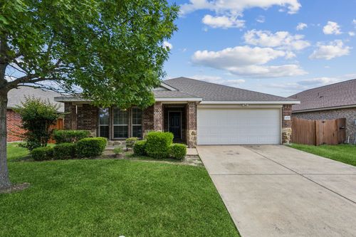 4006 Autumnwood Ln, Heartland, TX, 75126-8299 | Card Image