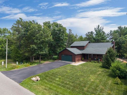 306 Lake Shore Drive, Lake Delton, WI, 53965-9210 | Card Image