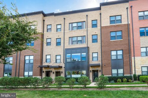 44750 Tiverton Sq, ASHBURN, VA, 20147-5990 | Card Image