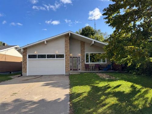 425 Kelsey Dr, Swan River, MB, R0L1Z0 | Card Image