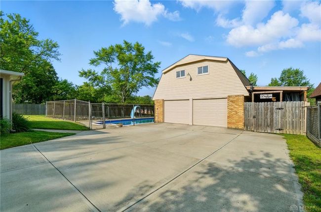 2946 Rockledge Trl, House other with 3 bedrooms, 2 bathrooms and null parking in Beavercreek OH | Image 46
