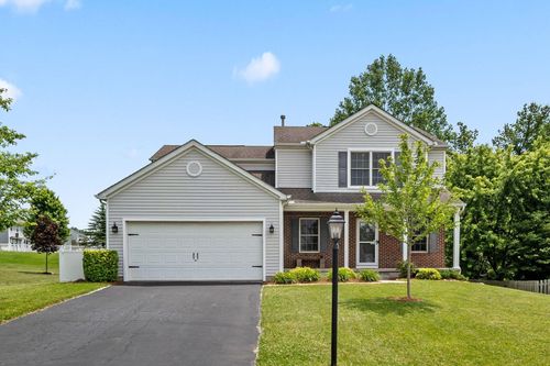 1092 Oxford Dr N, Pataskala, OH, 43062-7577 | Card Image