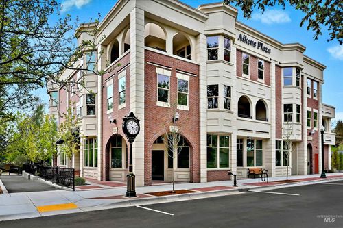 203-79 W Aikens St, Eagle, ID, 83616 | Card Image