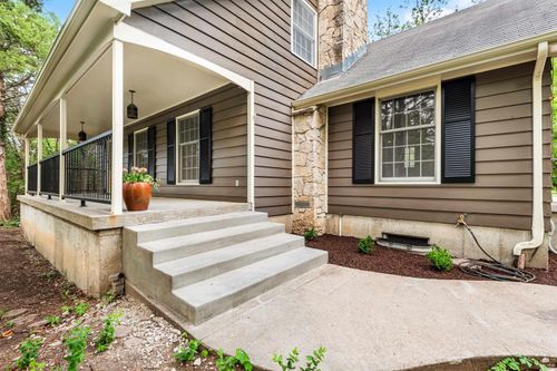 2025 College Heights Rd, Manhattan, KS, 66502-3505 | Card Image