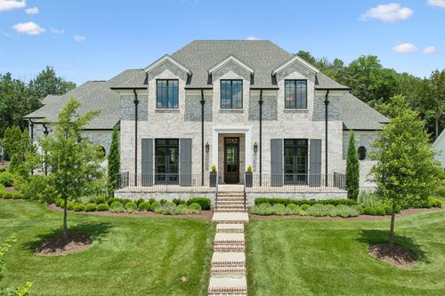 1518 Amesbury Ln, Franklin, TN, 37069-1439 | Card Image