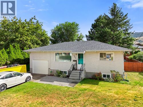 1721 Brunner Ave, Kamloops, BC, V2B4K1 | Card Image