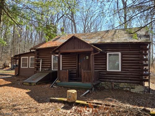 40 Meyers Rd, Sandyston, NJ, 07826-5110 | Card Image