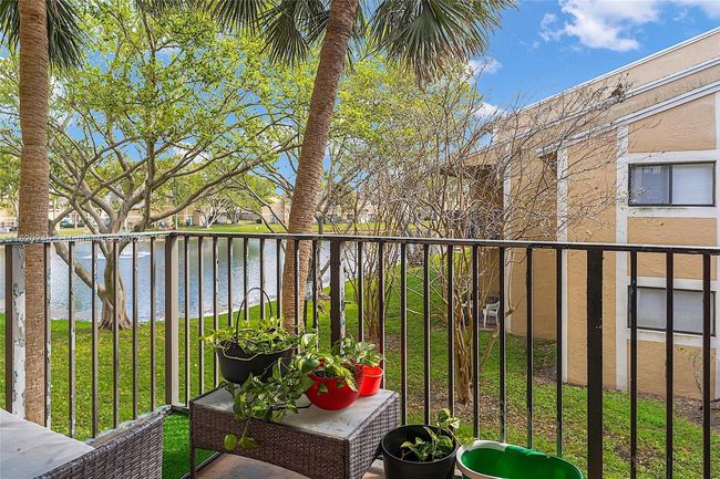 APT-207 - 251 Palm Cir W, Condo with 2 bedrooms, 1 bathrooms and null parking in Pembroke Pines FL | Image 24