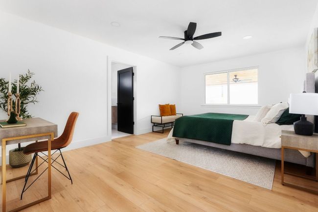 Spacious master bedroom | Image 17
