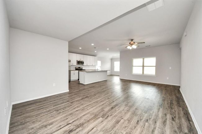 20715 Southern Woods Dr, House other with 4 bedrooms, 3 bathrooms and 2 parking in New Caney TX | Image 16