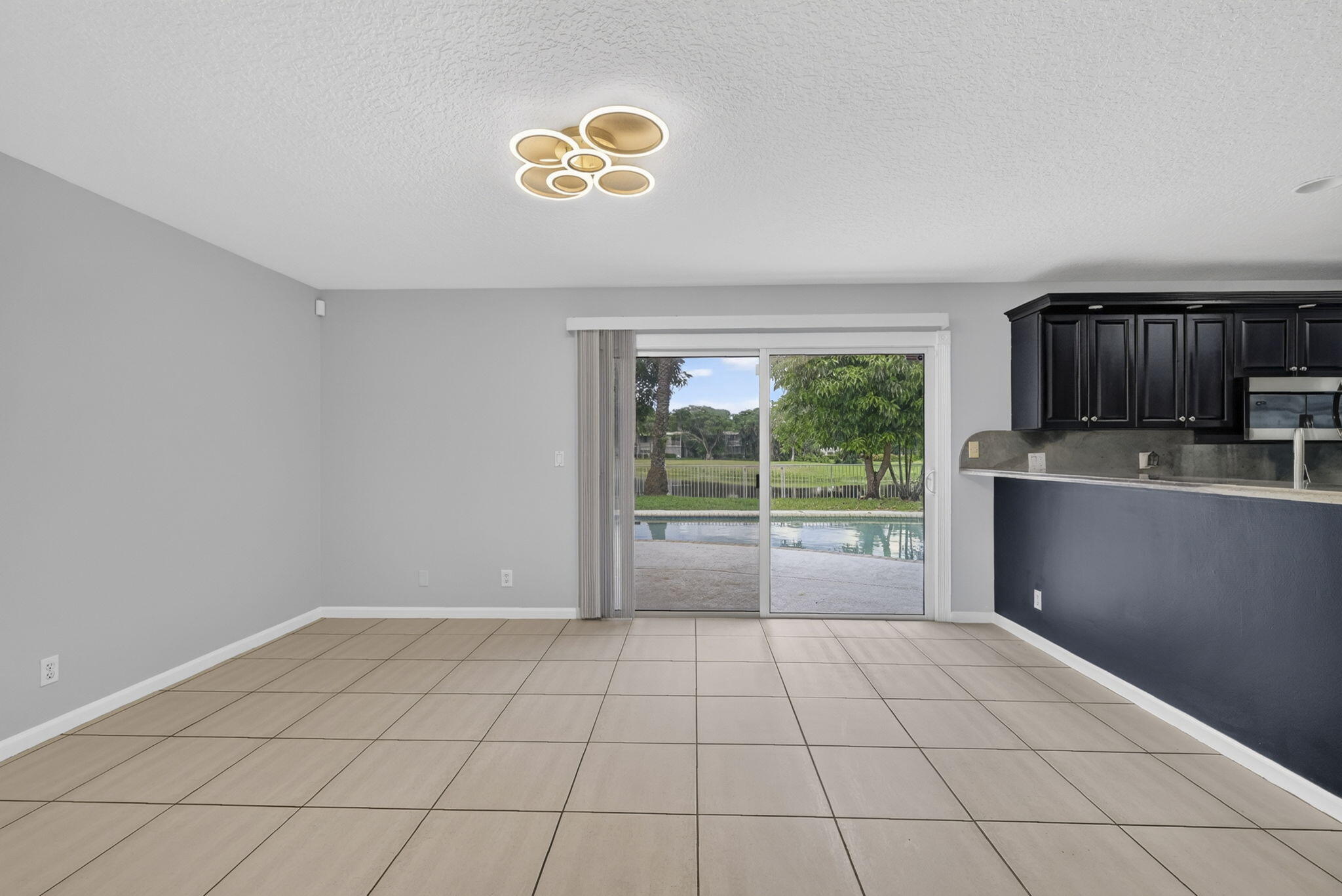 Residential Lease in Pompano Beach 5