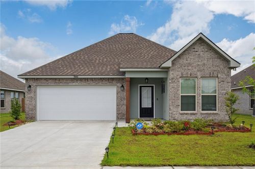 38446 Parliament Dr, Prairieville, LA, 70769-5321 | Card Image