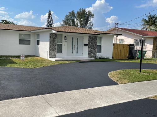 2250 Sw 69th Ave, Miami, FL, 33155-1757 | Card Image