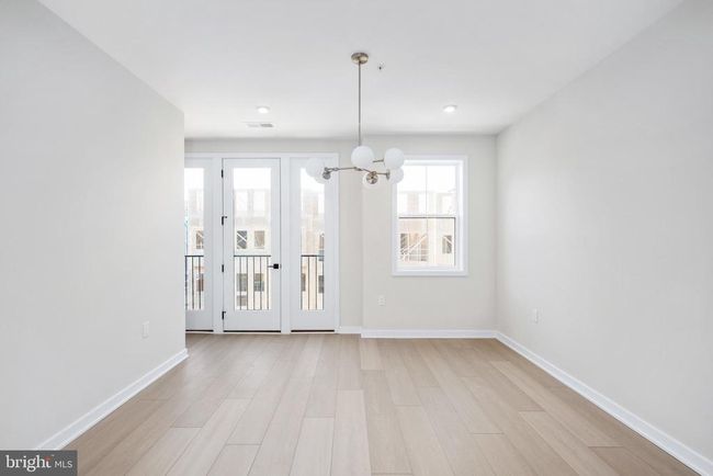 4767 Sully Point Ln, Townhouse with 2 bedrooms, 3 bathrooms and null parking in CHANTILLY VA | Image 5