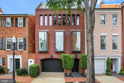 1350 27 Th Street Nw, Townhouse with 4 bedrooms, 3 bathrooms and null parking in WASHINGTON DC | Image 1