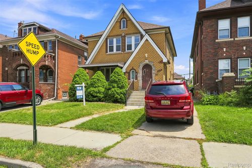 16554 Fairfield St, Detroit, MI, 48221-3005 | Card Image