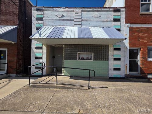 205 E Central Ave, Benld, IL, 62009-1427 | Card Image