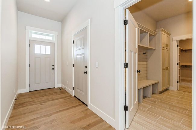 2576 Noellyn Dr, Condo with 2 bedrooms, 2 bathrooms and null parking in Berrien Springs MI | Image 6