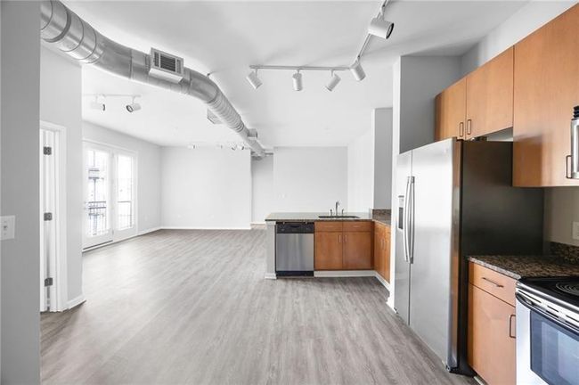 UNIT-2309 - 5300 Peachtree Rd, Condo with 2 bedrooms, 2 bathrooms and 2 parking in Chamblee GA | Image 8