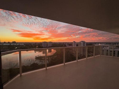 apt-2409-20281 E Country Club Dr, Aventura, FL, 33180-3034 | Card Image