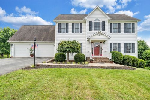 1138 Fallview Dr, Vinton, VA, 24179-6282 | Card Image