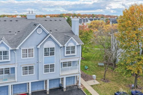 122 Prestwick Way, Edison, NJ, 08820-4678 | Card Image
