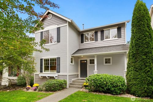 9006 Venn Ave Se, Snoqualmie, WA, 98065-5010 | Card Image