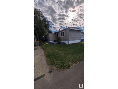 680 Range Road 272, House other with 3 bedrooms, 2 bathrooms and null parking in Parkland County AB | Image 1