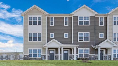 2728 Arrowhead Dr, Pingree Grove, IL, 60140-0346 | Card Image