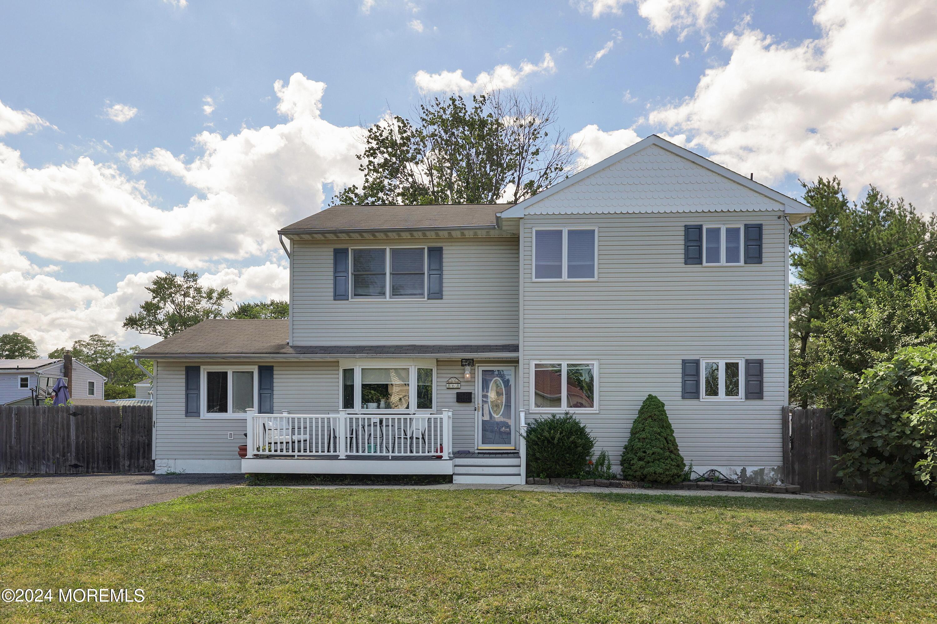 Murphy Rd, Port Monmouth, NJ 07758