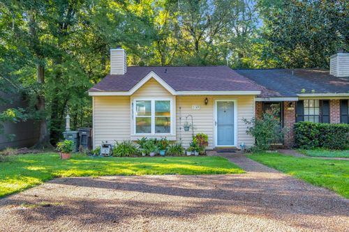 2149 Victory Garden Lane, Tallahassee, FL, 32301 | Card Image