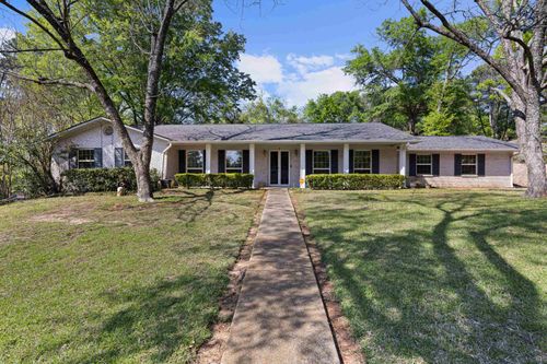 7 Lindsey Ln, Longview, TX, 75601-3915 | Card Image