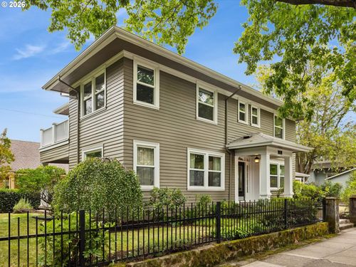 1130 Ne Brazee St, Portland, OR, 97212-4156 | Card Image