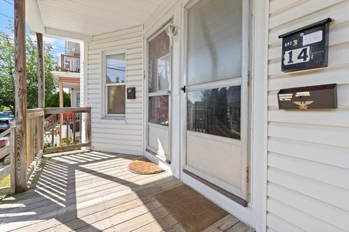 12 Porter St, Everett, MA, 02149-3112 | Card Image