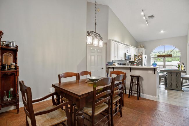 202 Sabal Palm Ln, House other with 3 bedrooms, 2 bathrooms and null parking in Palm Beach Gardens FL | Image 8