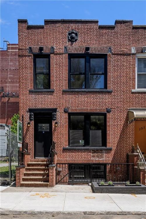 149 Lott St, Brooklyn, NY, 11226-5425 | Card Image