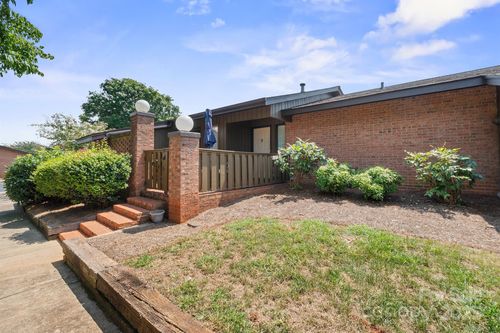 1345 Radio Rd, Statesville, NC, 28625-8309 | Card Image