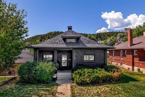 316 E 6th St, Trinidad, CO, 81082-3320 | Card Image
