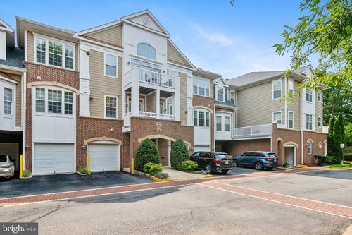 201-7860 Rolling Woods Ct, SPRINGFIELD, VA, 22152-3629 | Card Image