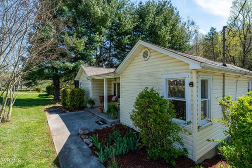 1676 Tn-91, Elizabethton, TN, 37643 | Card Image