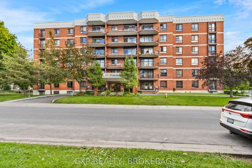 607-14 Greenview Dr, Kingston, ON, K7M7T5 | Card Image