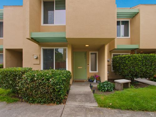 2984 Yulupa Avenue, Santa Rosa, CA, 95405 | Card Image