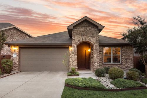 2120 Blakehill Dr, Heartland, TX, 75126-8409 | Card Image