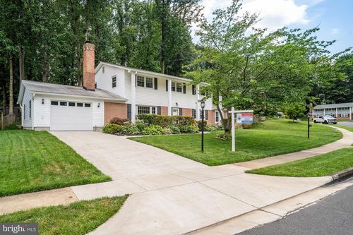 9115 Steven Irving Ct, SPRINGFIELD, VA, 22153-1424 | Card Image