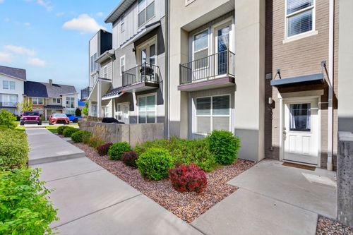 903 S 2580 E, Spanish Fork, UT, 84660-6244 | Card Image